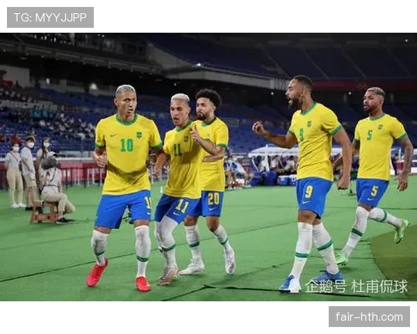 理查利森头球显威，成为球队进攻新王牌