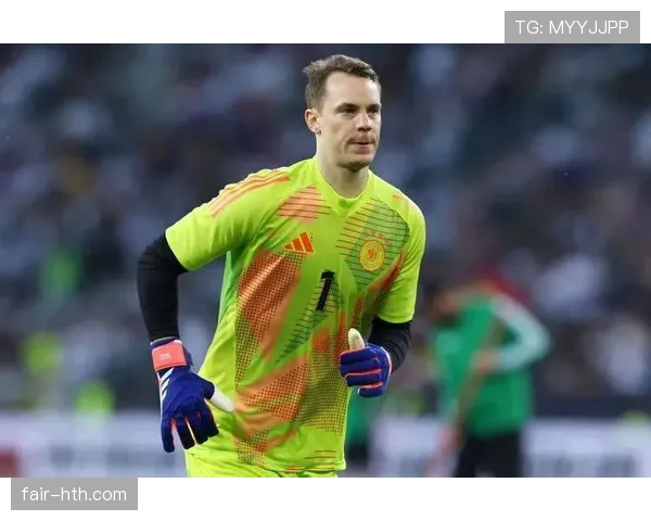 诺伊尔再度稳健发挥,助力球队巩固积分榜领先位置 诺伊尔再度稳健发挥,助力球队巩固积分榜领先位置