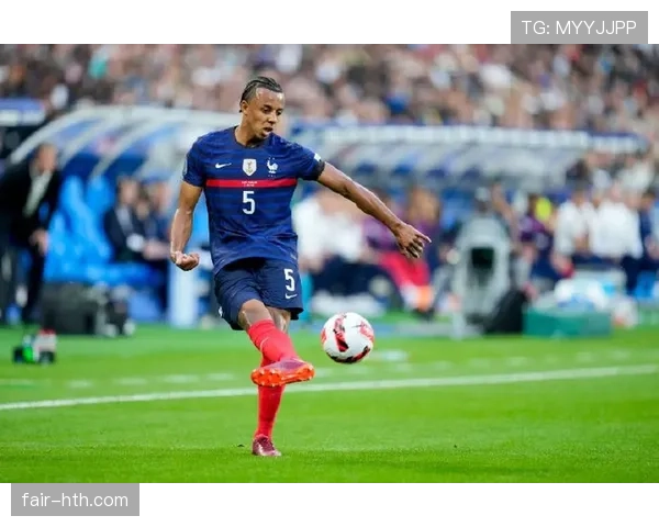 布斯克茨在最近比赛中的表现分析与对球队整体战斗力的影响